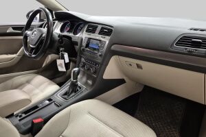 Volkswagen Golf esikatselu 5