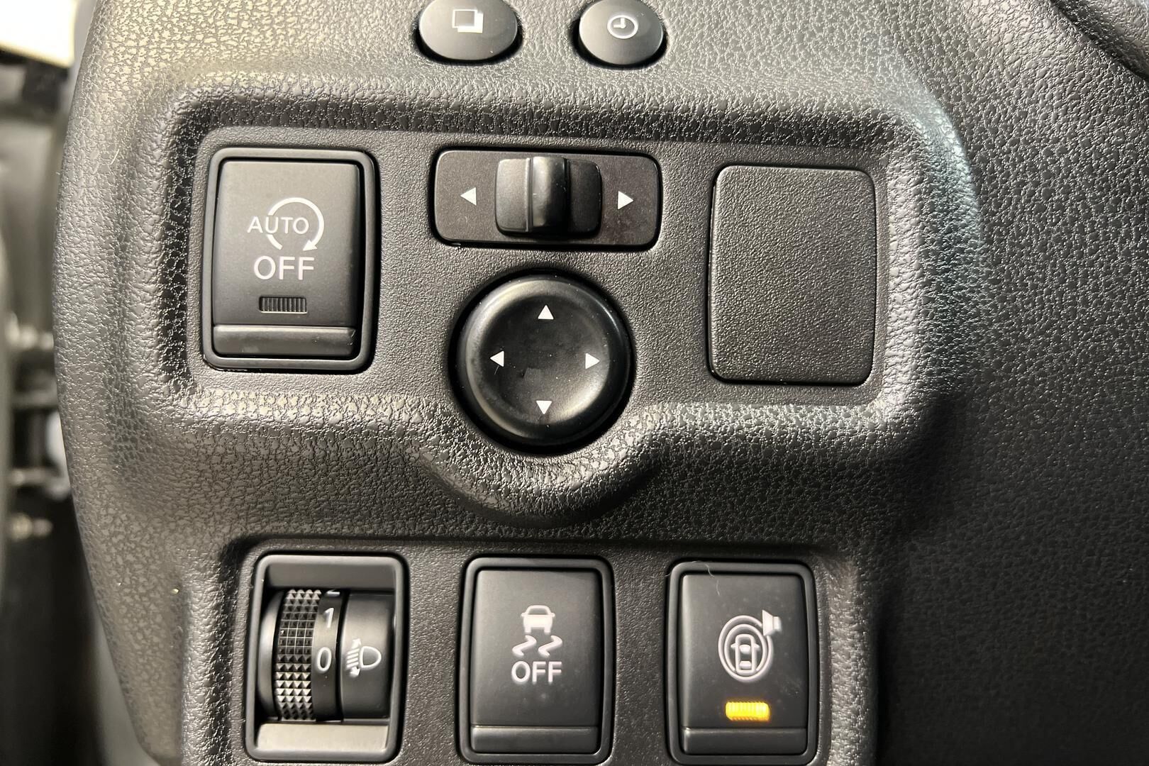 Nissan Note iso kuva 23