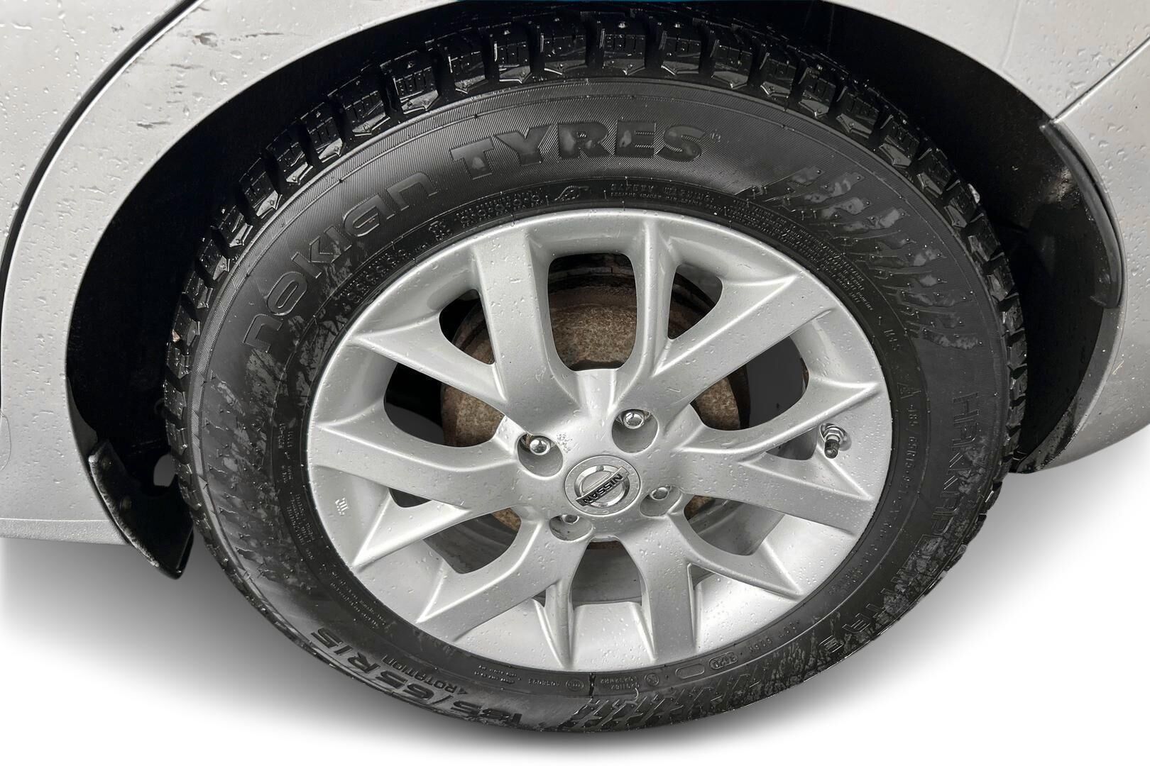 Nissan Note iso kuva 13