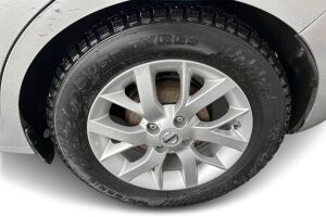 Nissan Note esikatselu 13