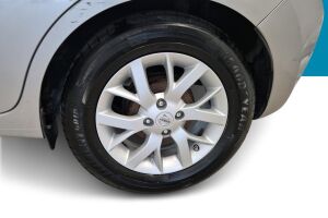 Nissan Note esikatselu 13
