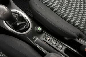 Nissan Note esikatselu 16