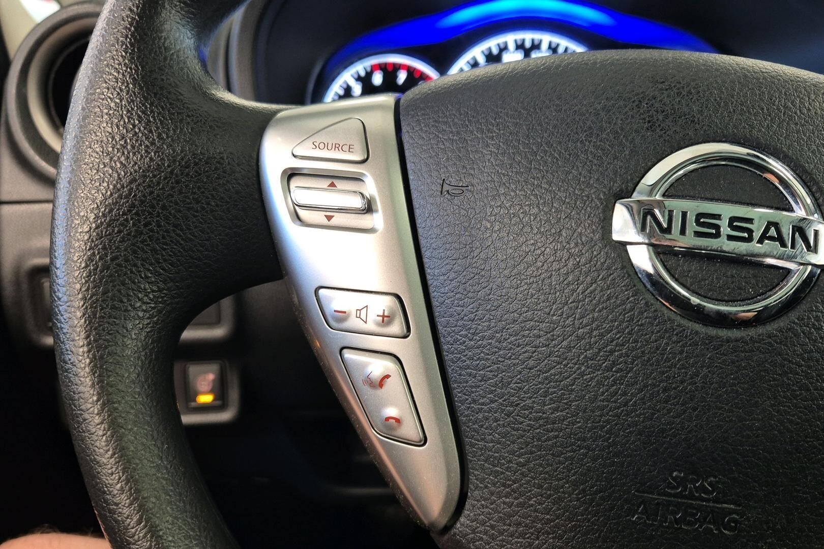 Nissan Note iso kuva 19