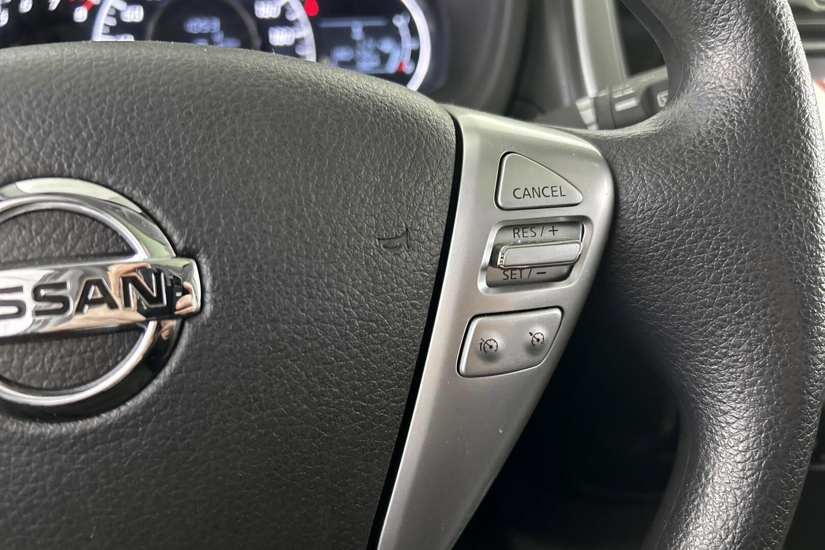 Nissan Note iso kuva 20