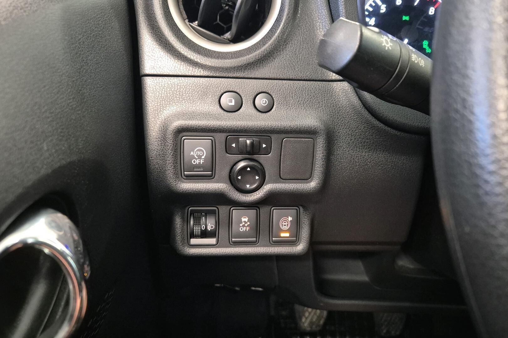 Nissan Note iso kuva 21