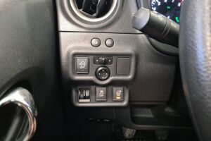 Nissan Note esikatselu 21