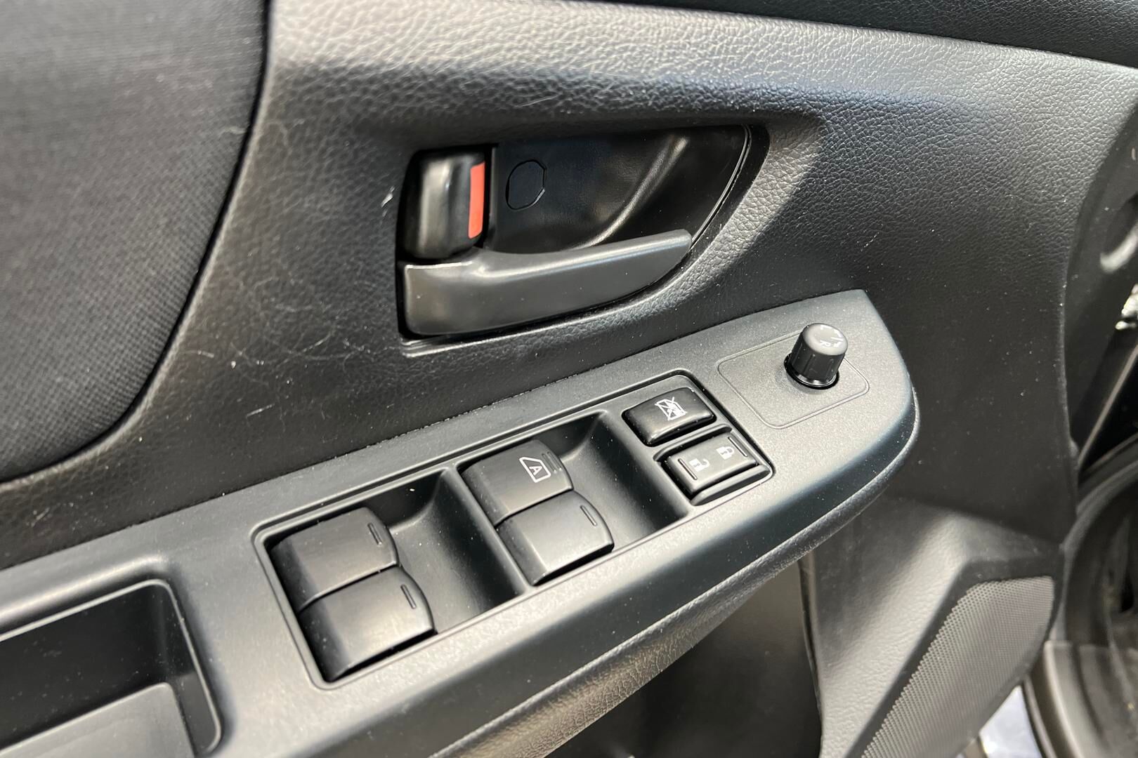 Subaru Impreza iso kuva 21