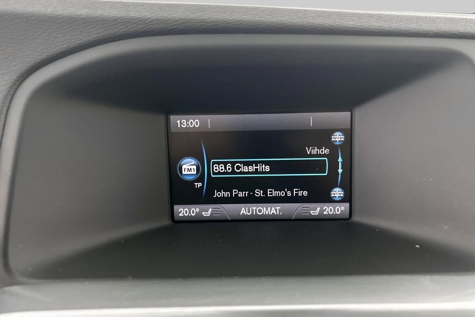 Volvo V60 iso kuva 23