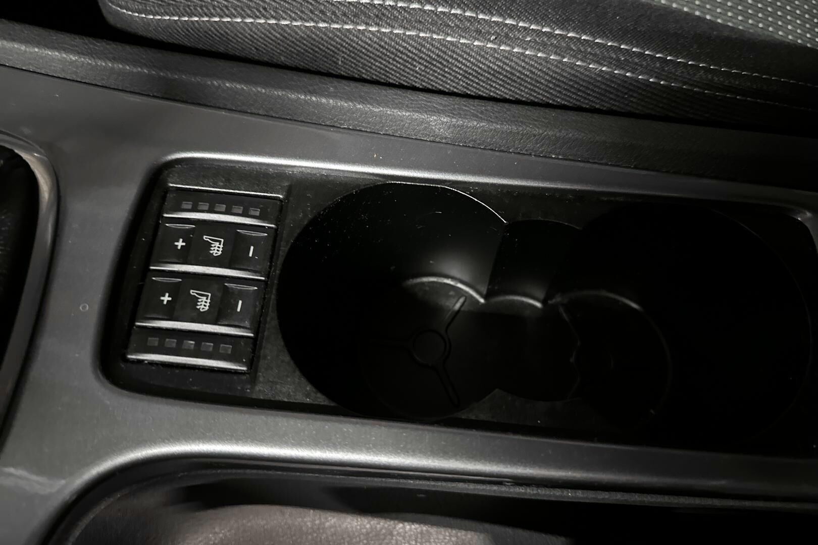 Ford Mondeo iso kuva 21