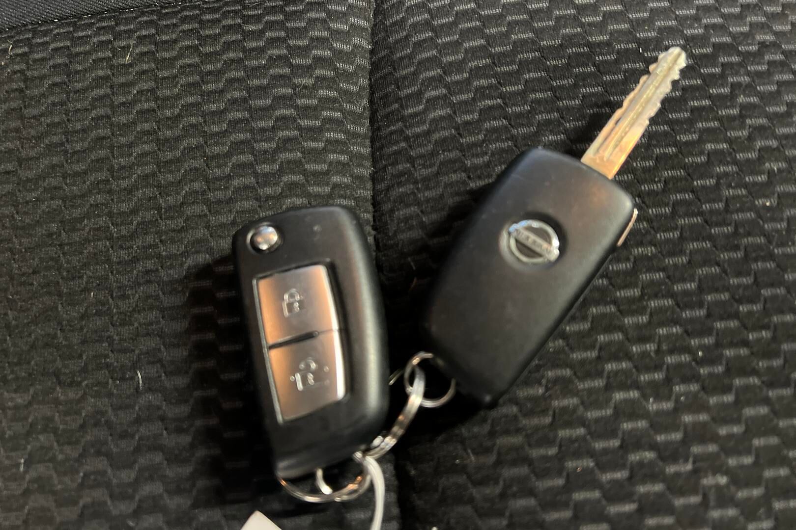 Nissan Qashqai iso kuva 16