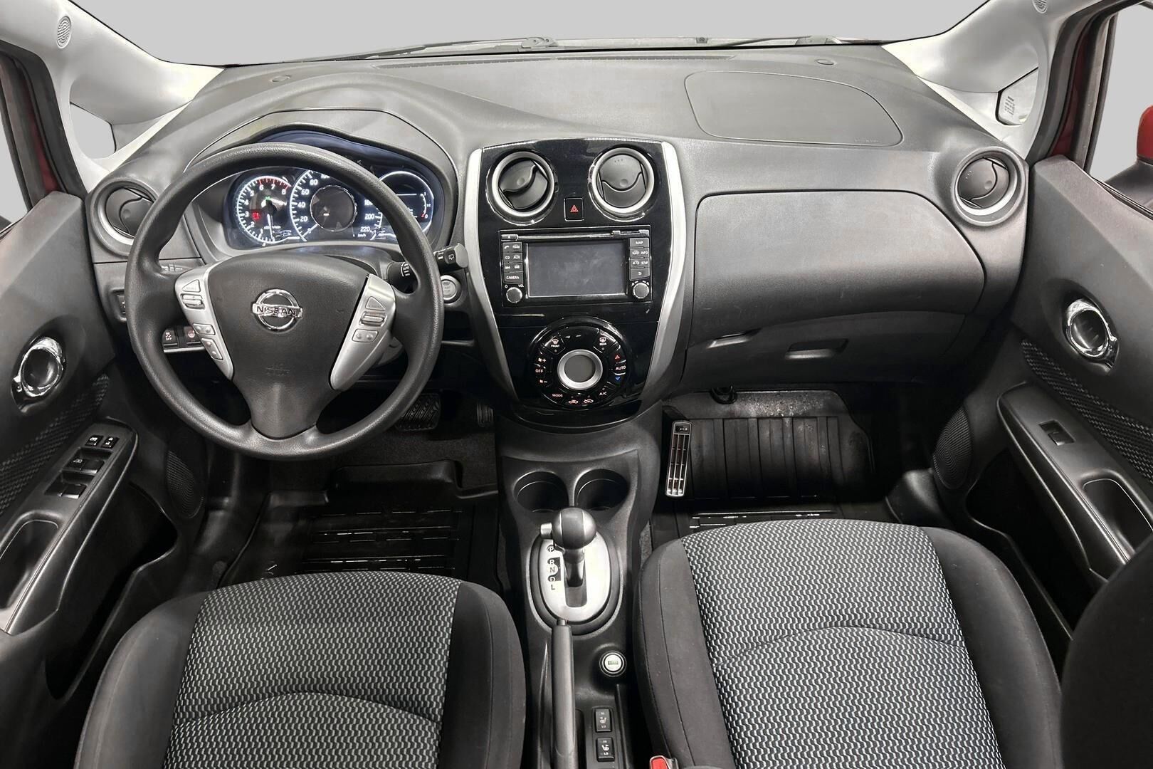 Nissan Note iso kuva 11