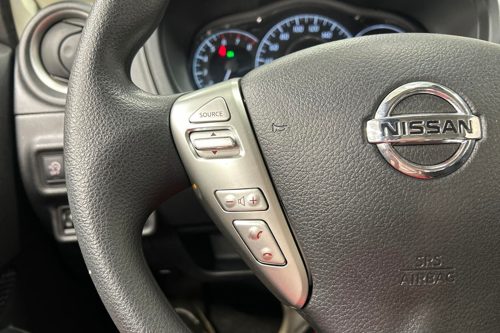 Nissan Note iso kuva 20