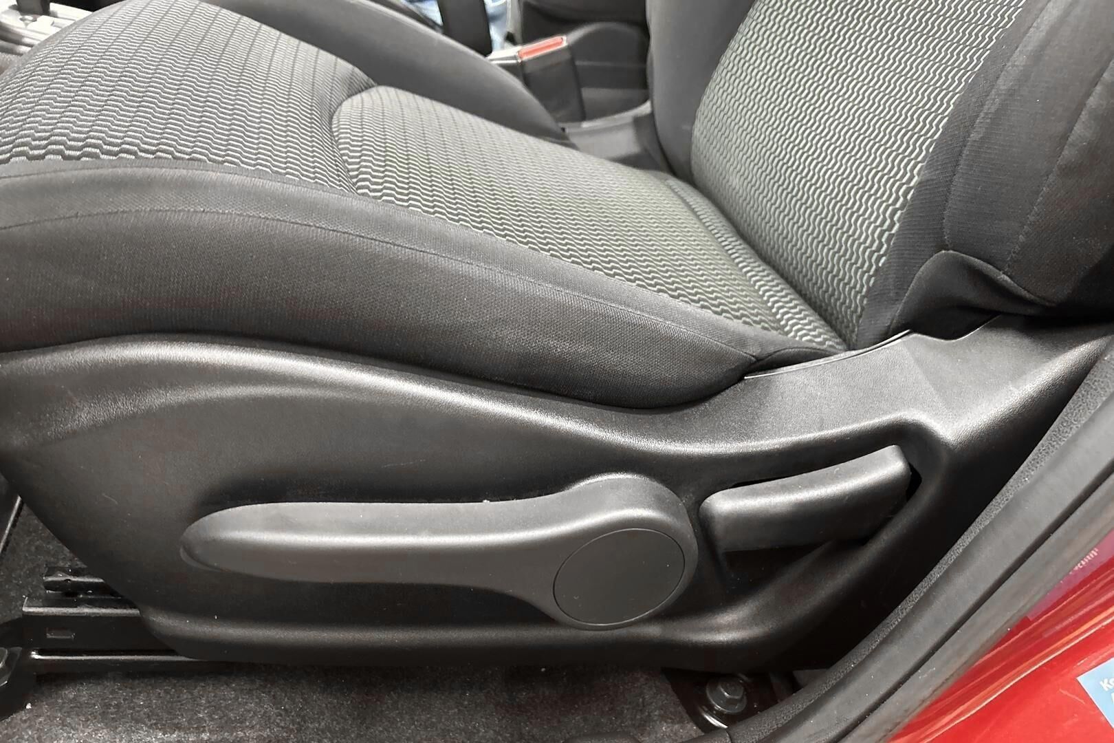 Nissan Note iso kuva 22