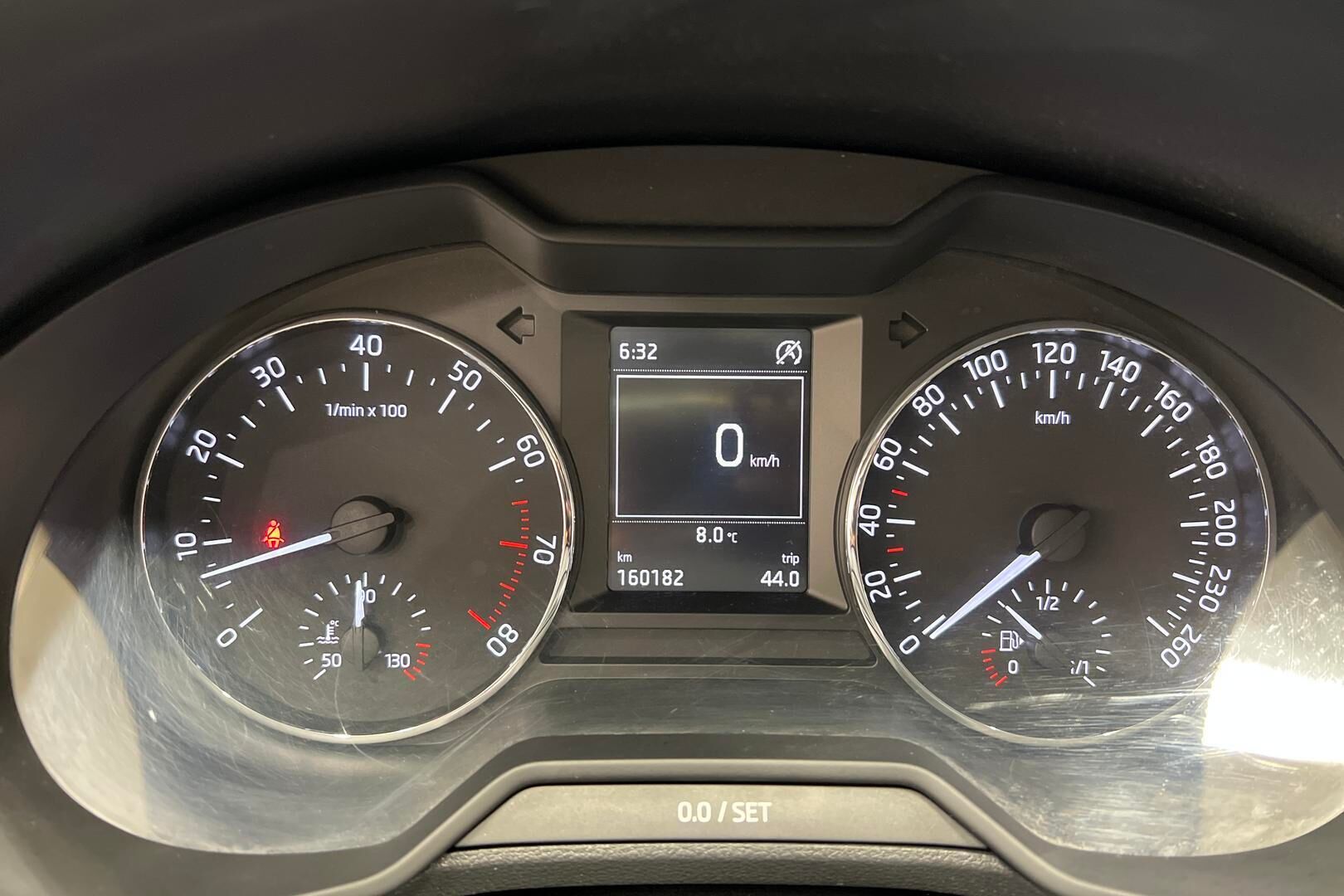 Skoda Octavia iso kuva 12