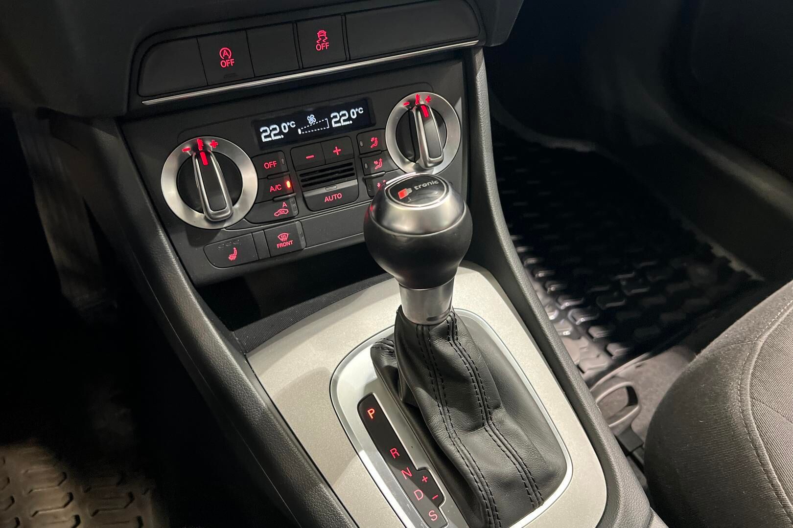 Audi Q3 iso kuva 19