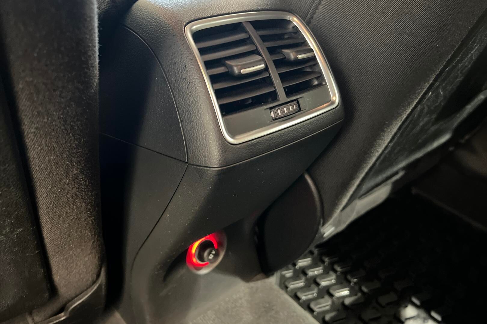 Audi Q3 iso kuva 26