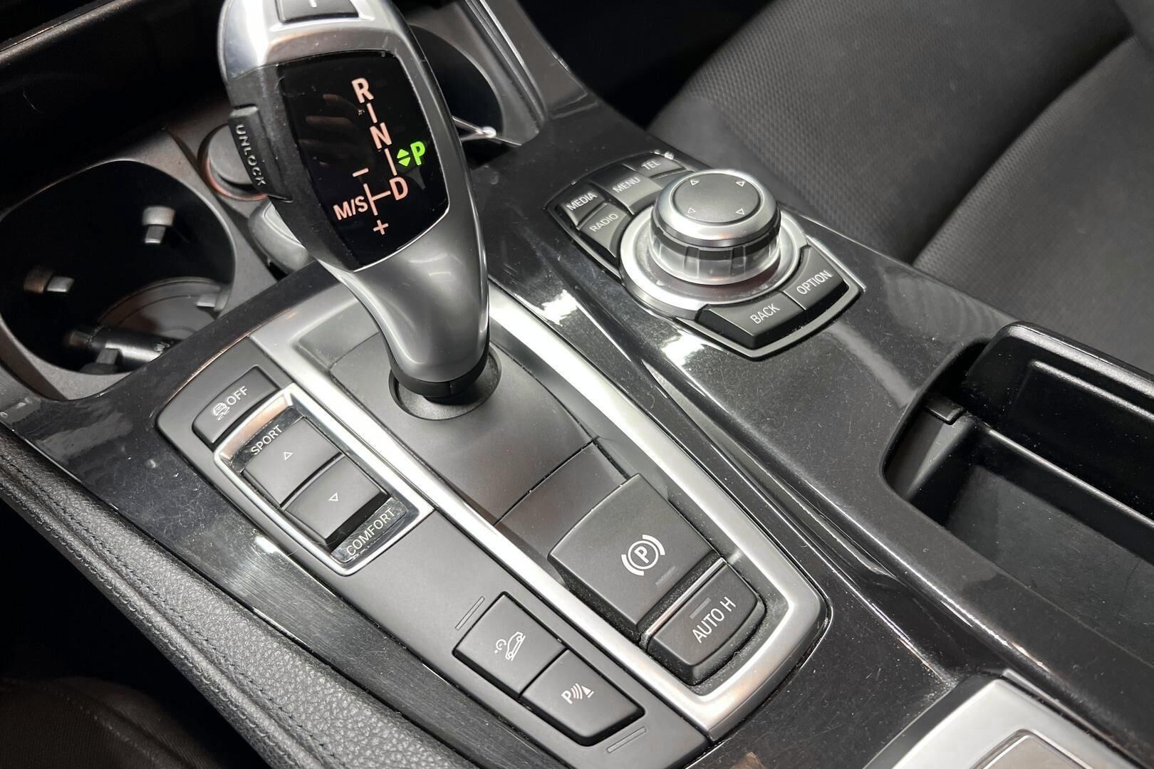 BMW 5-sarja iso kuva 16