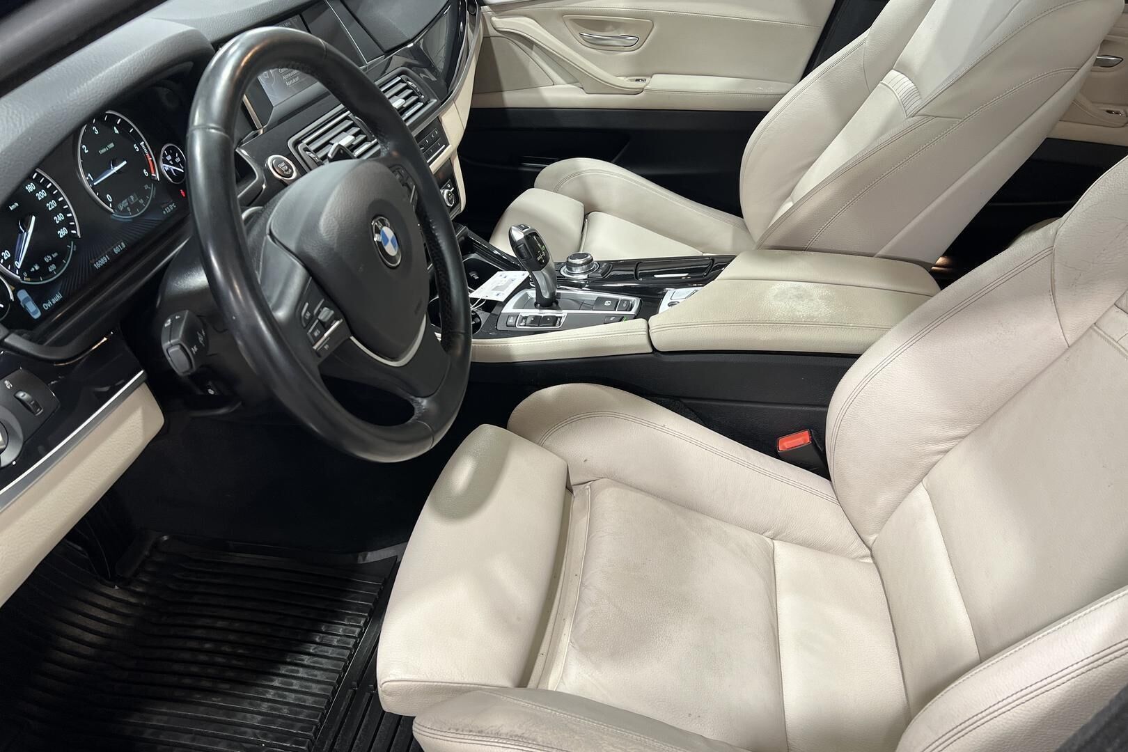 BMW 5-sarja iso kuva 9