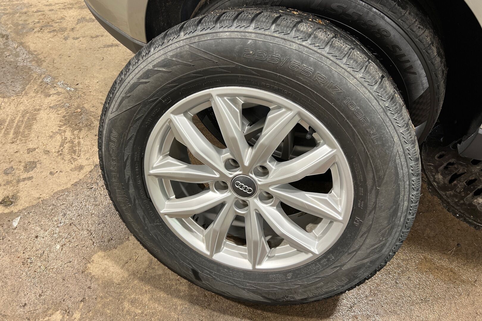 Audi Q5 iso kuva 1