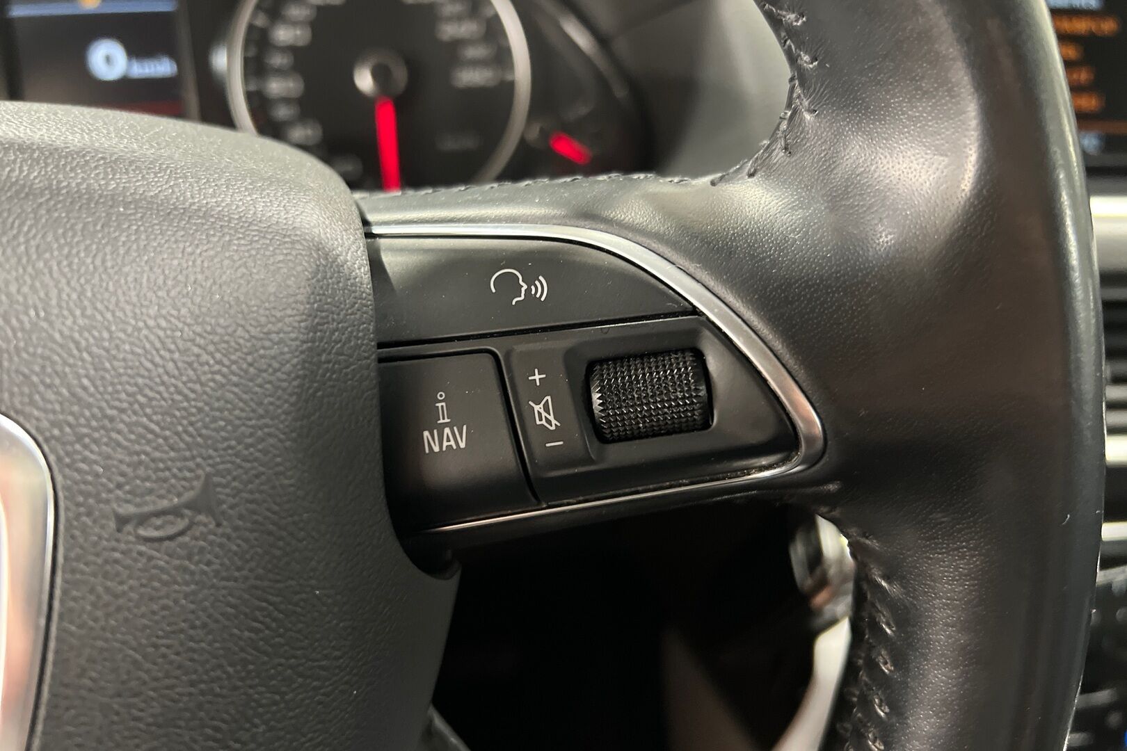 Audi Q5 iso kuva 15