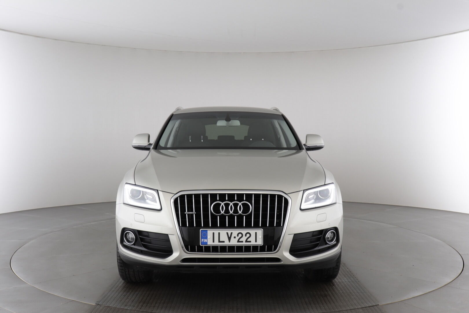 Audi Q5 iso kuva 7