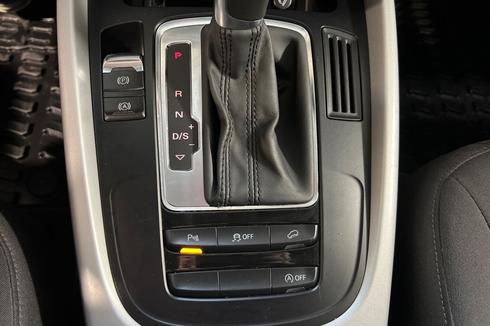 Audi Q5 iso kuva 0