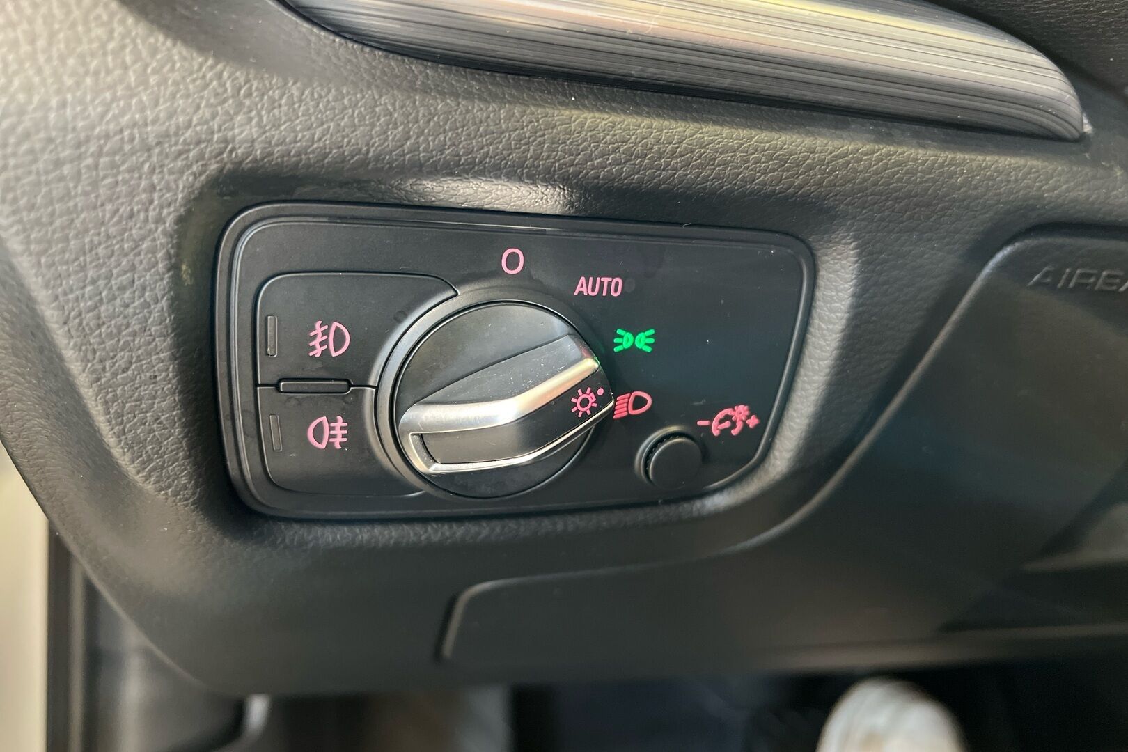 Audi A3 iso kuva 22