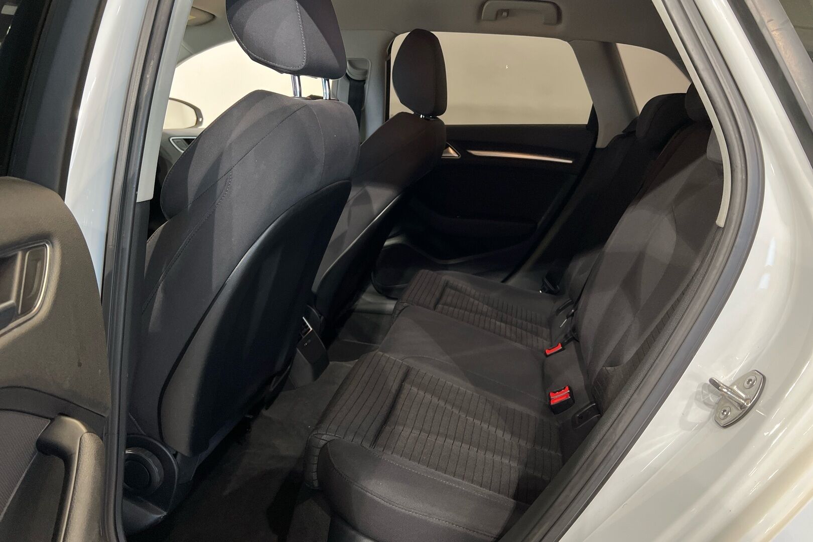 Audi A3 iso kuva 8