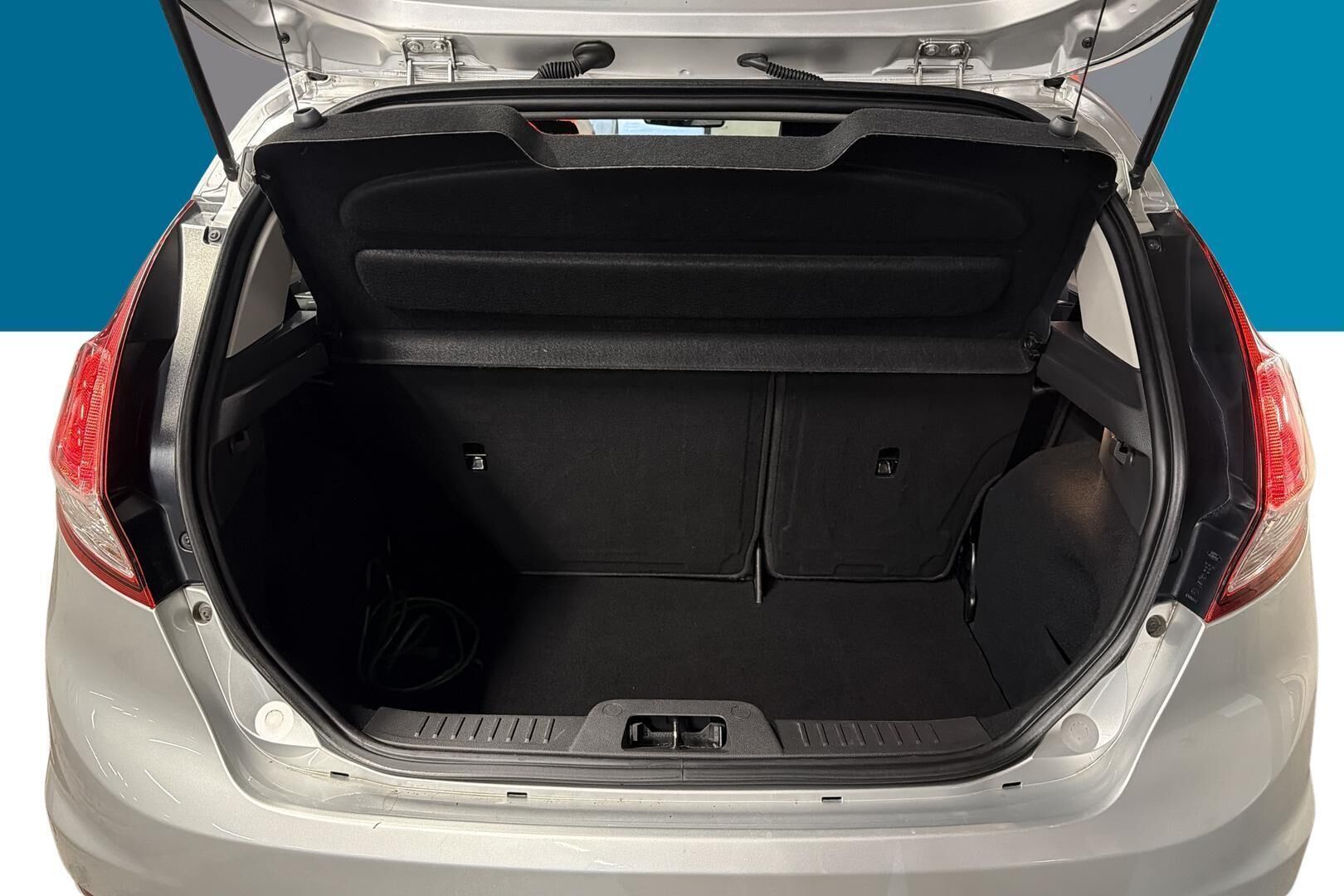 Ford Fiesta iso kuva 9