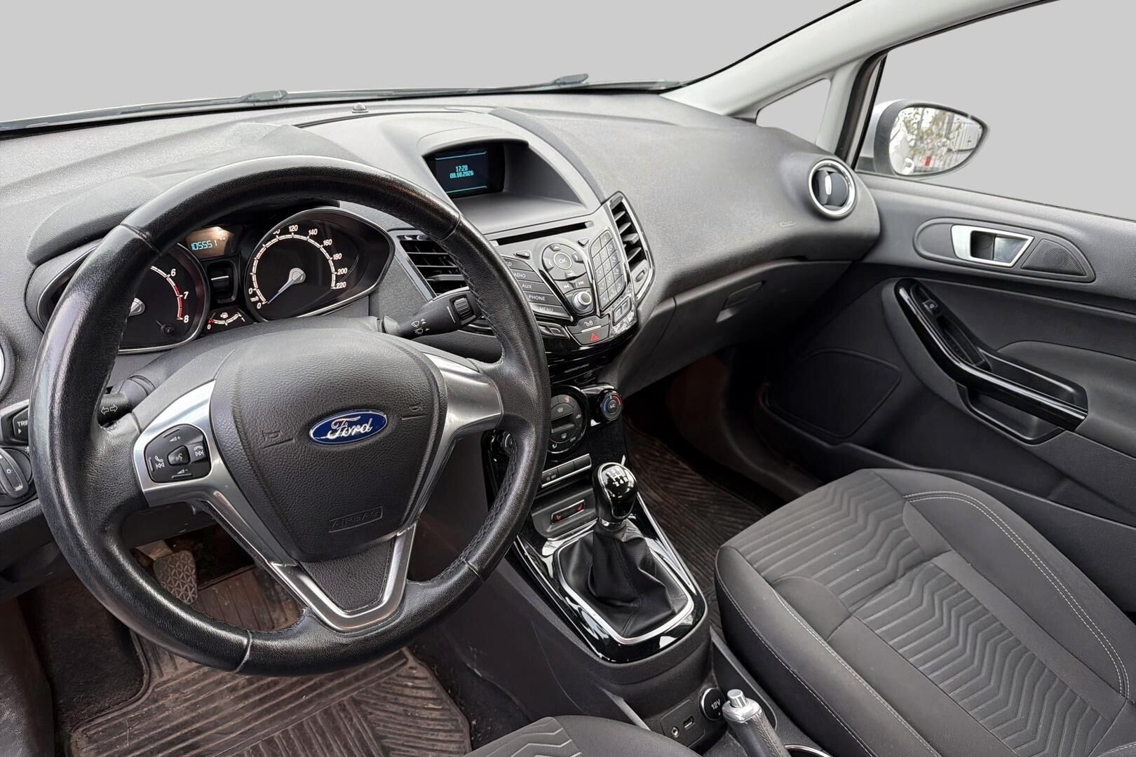 Ford Fiesta iso kuva 1