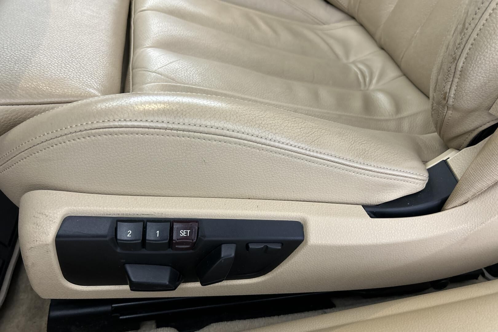 BMW 4-SARJA iso kuva 25