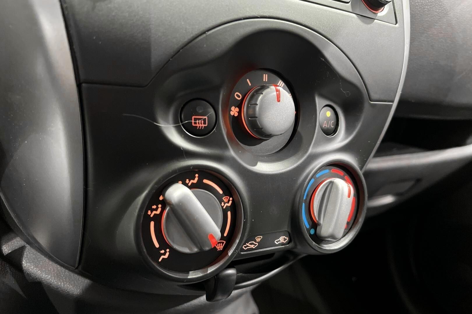 Nissan Micra iso kuva 16