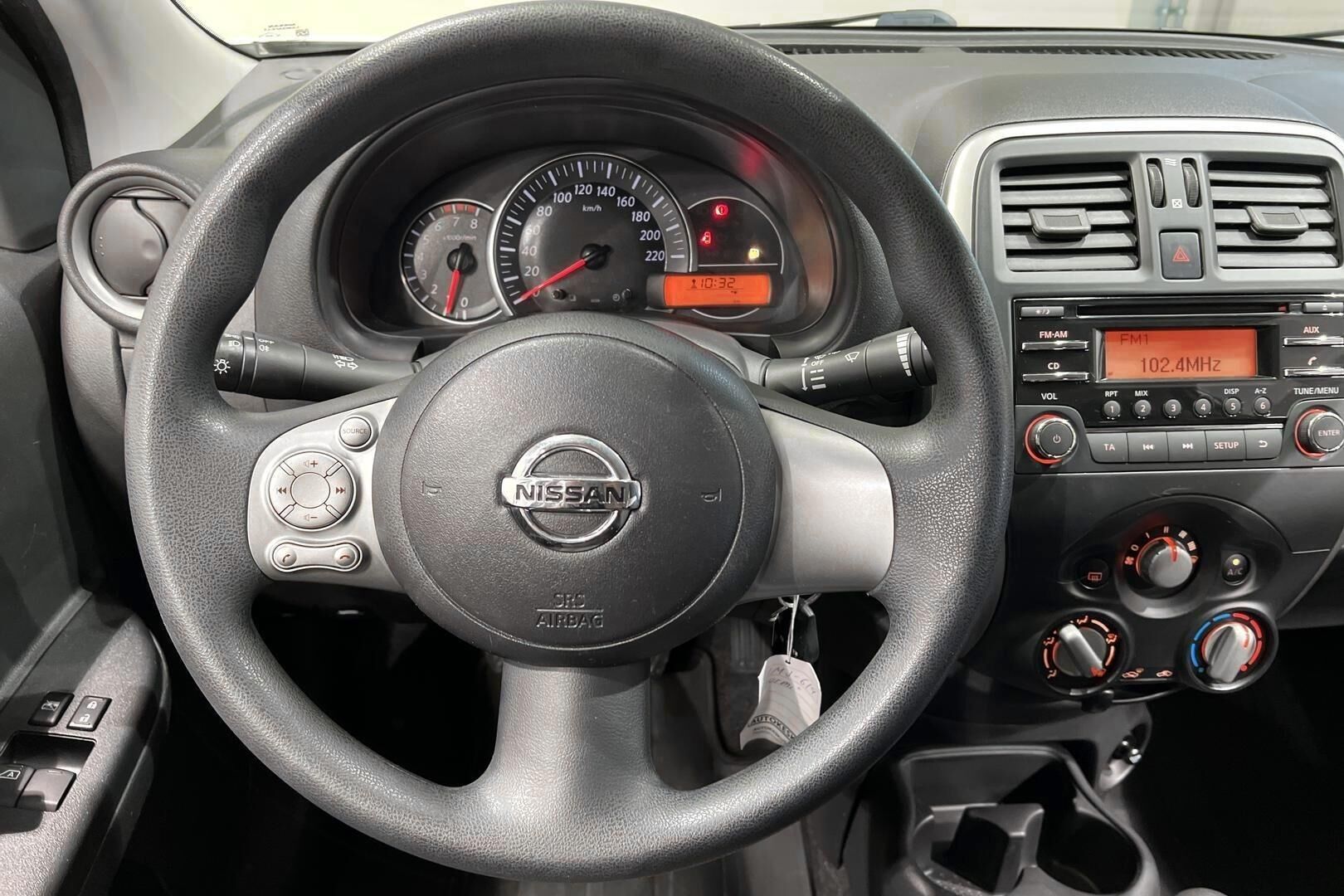Nissan Micra iso kuva 22