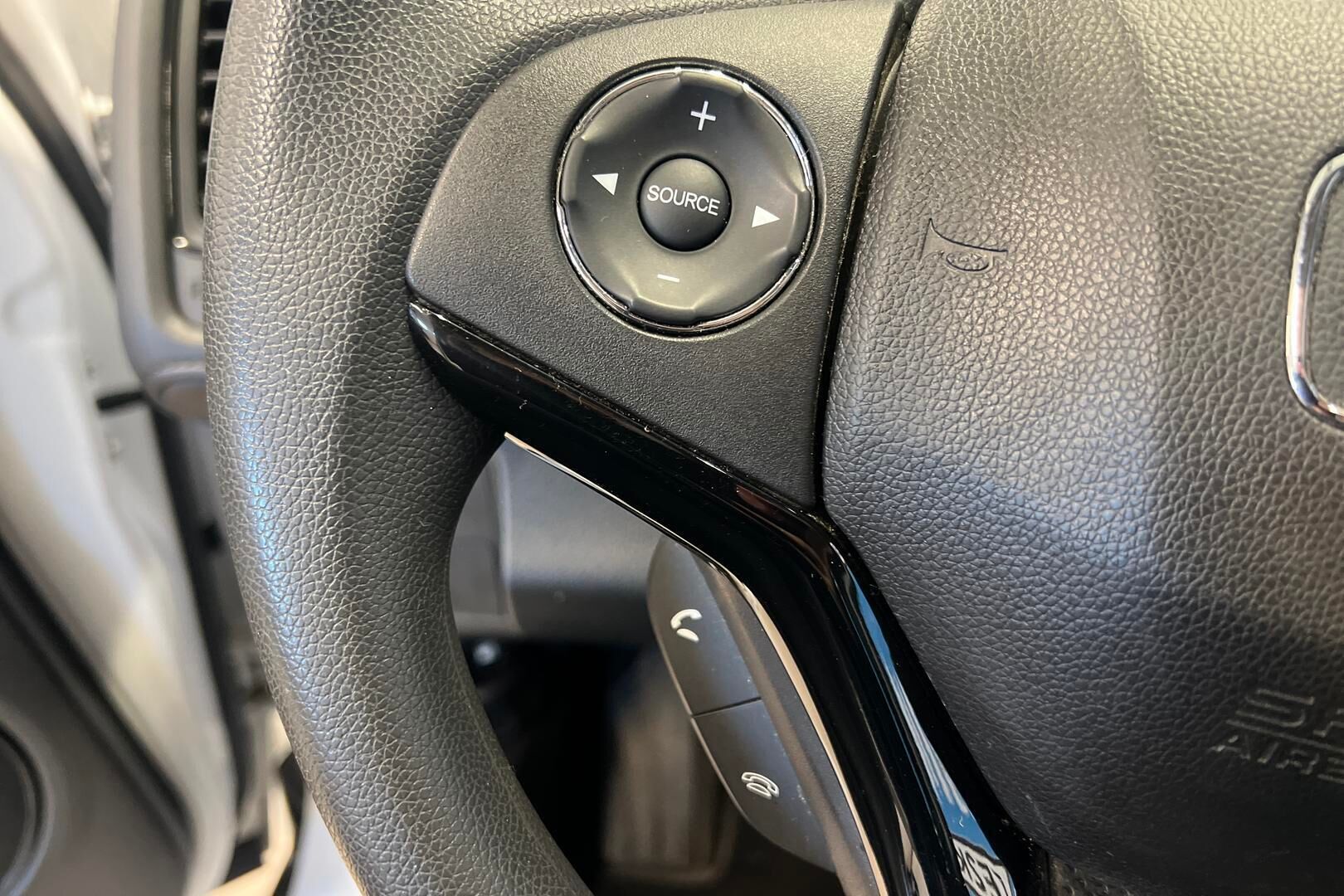 Honda HR-V iso kuva 16
