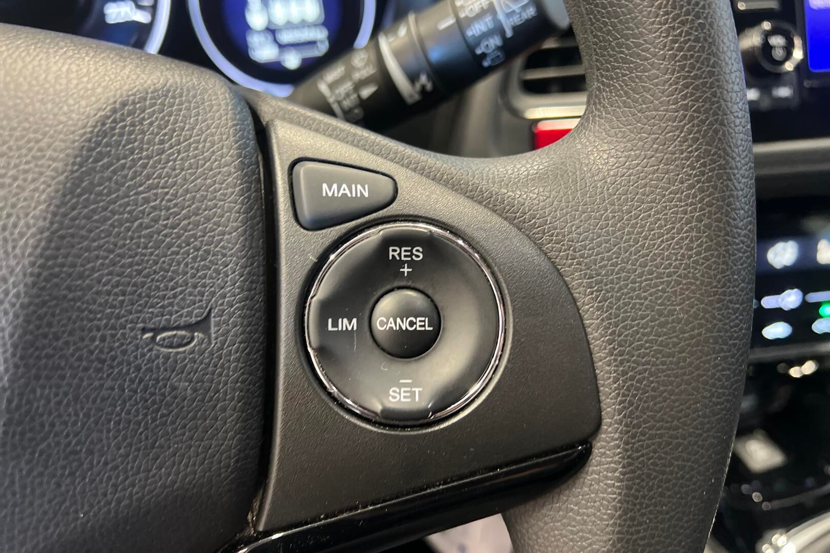 Honda HR-V iso kuva 17