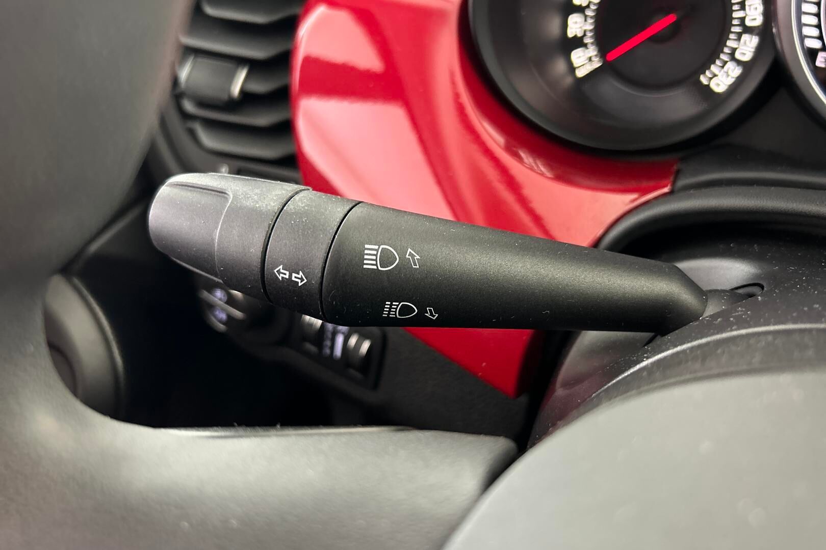 Fiat 500X iso kuva 11