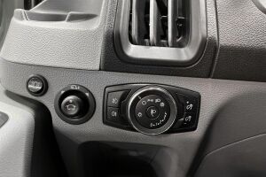 Ford Transit esikatselu 24
