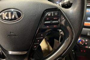 Kia cee'd esikatselu 18