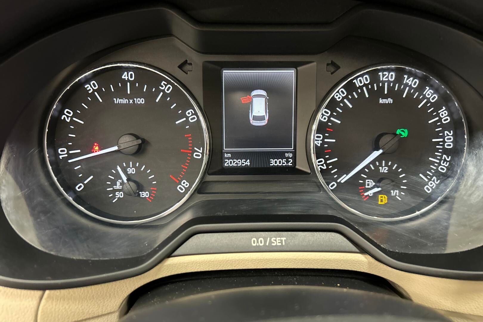 Skoda Octavia iso kuva 17