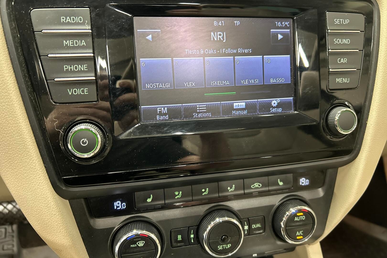 Skoda Octavia iso kuva 18