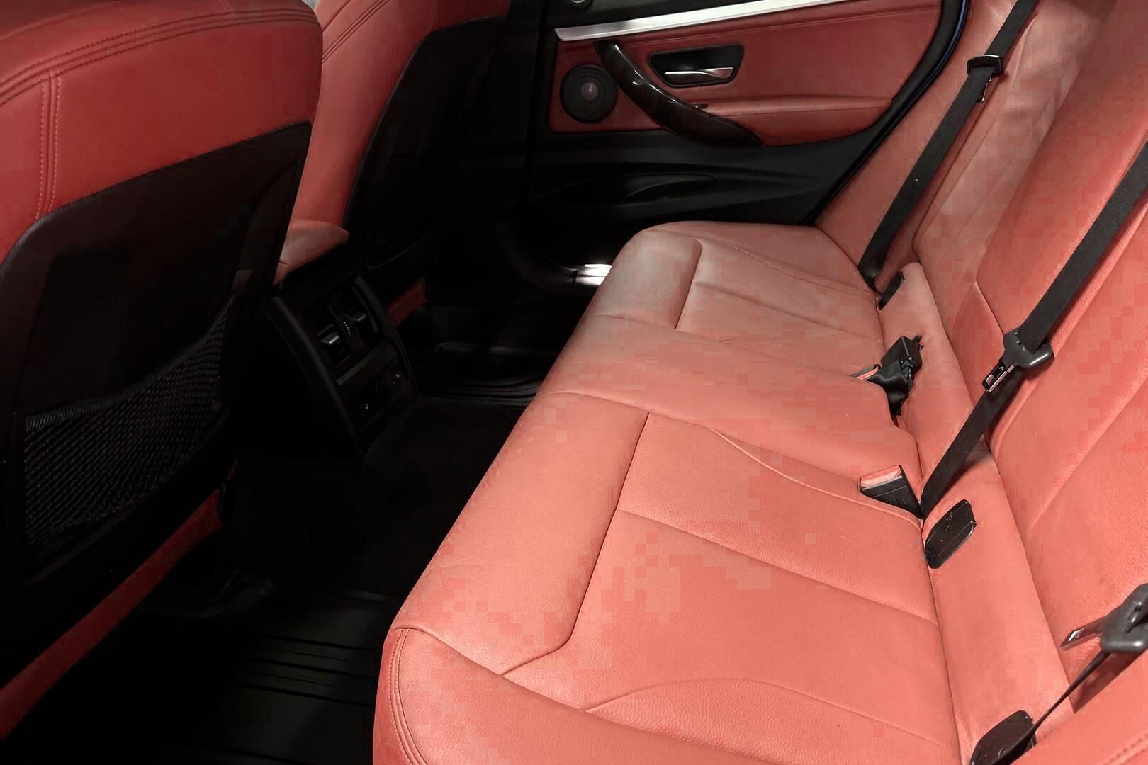 BMW 3-sarja iso kuva 10