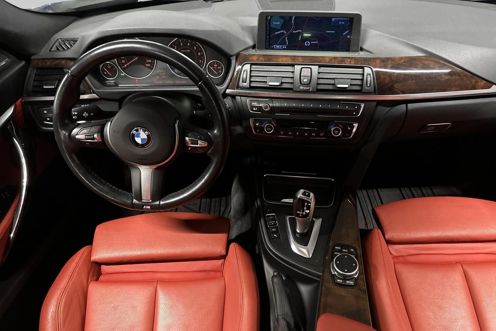 BMW 3-sarja iso kuva 11