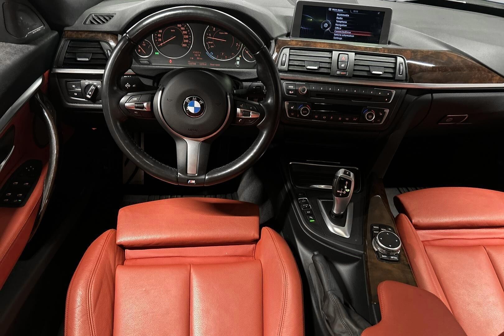 BMW 3-sarja iso kuva 28