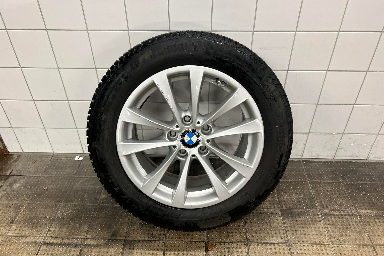 BMW 3-sarja iso kuva 31