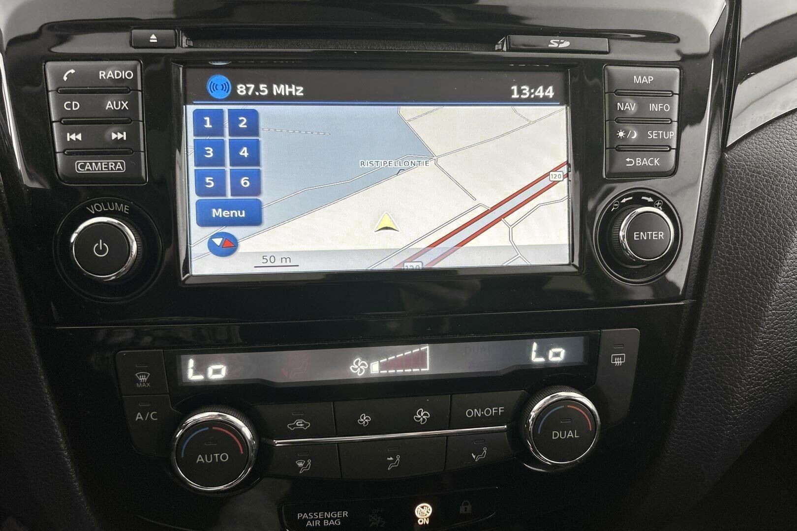 Nissan Qashqai iso kuva 15