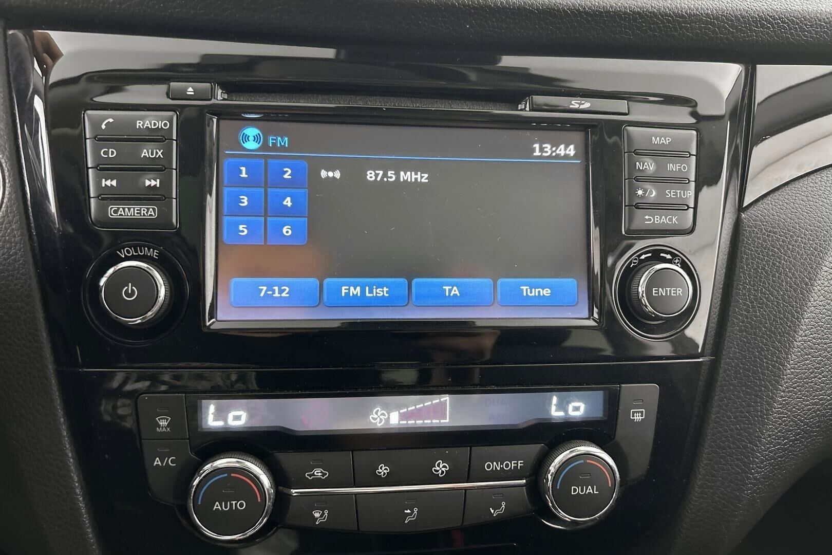 Nissan Qashqai iso kuva 16