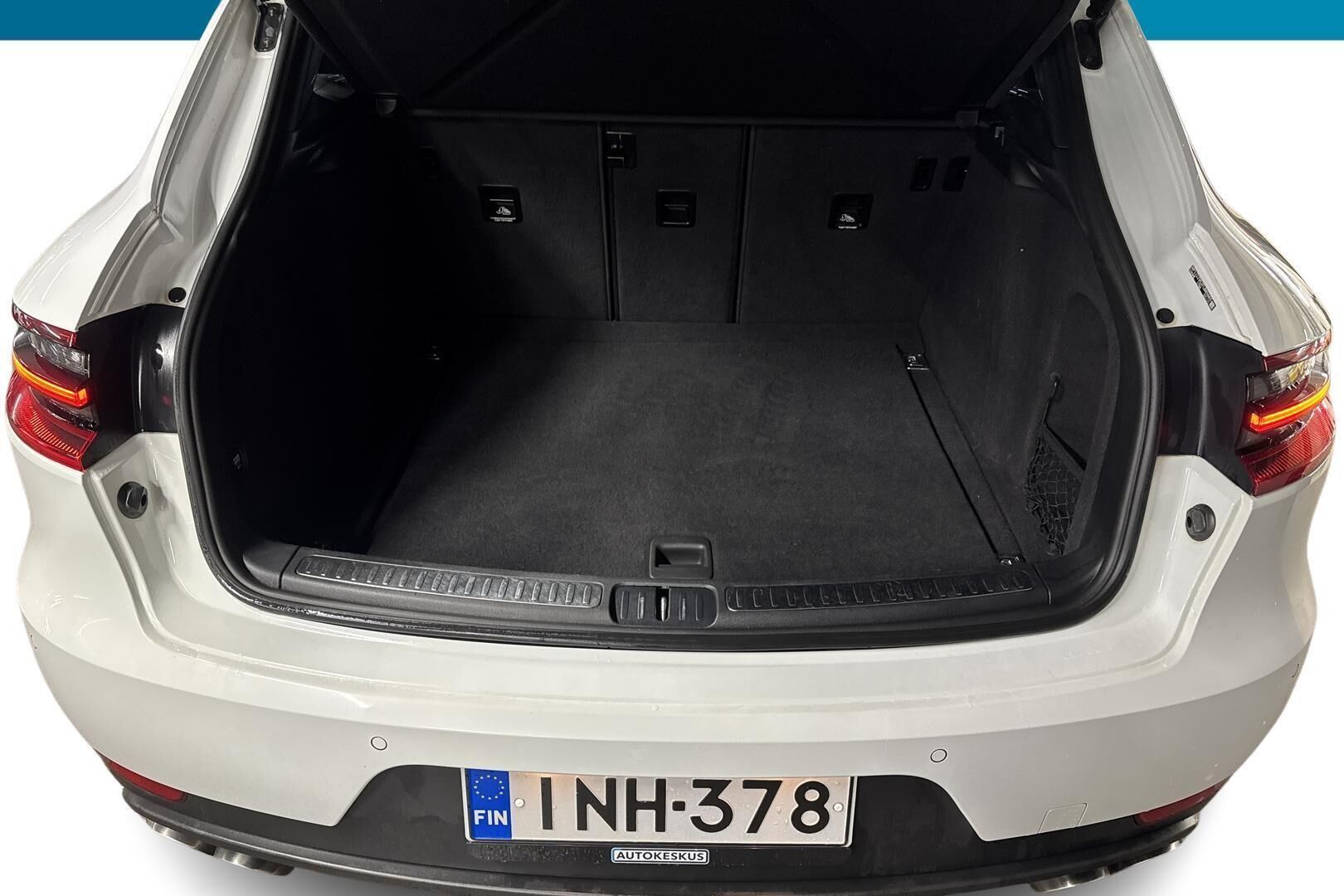 Porsche Macan iso kuva 13