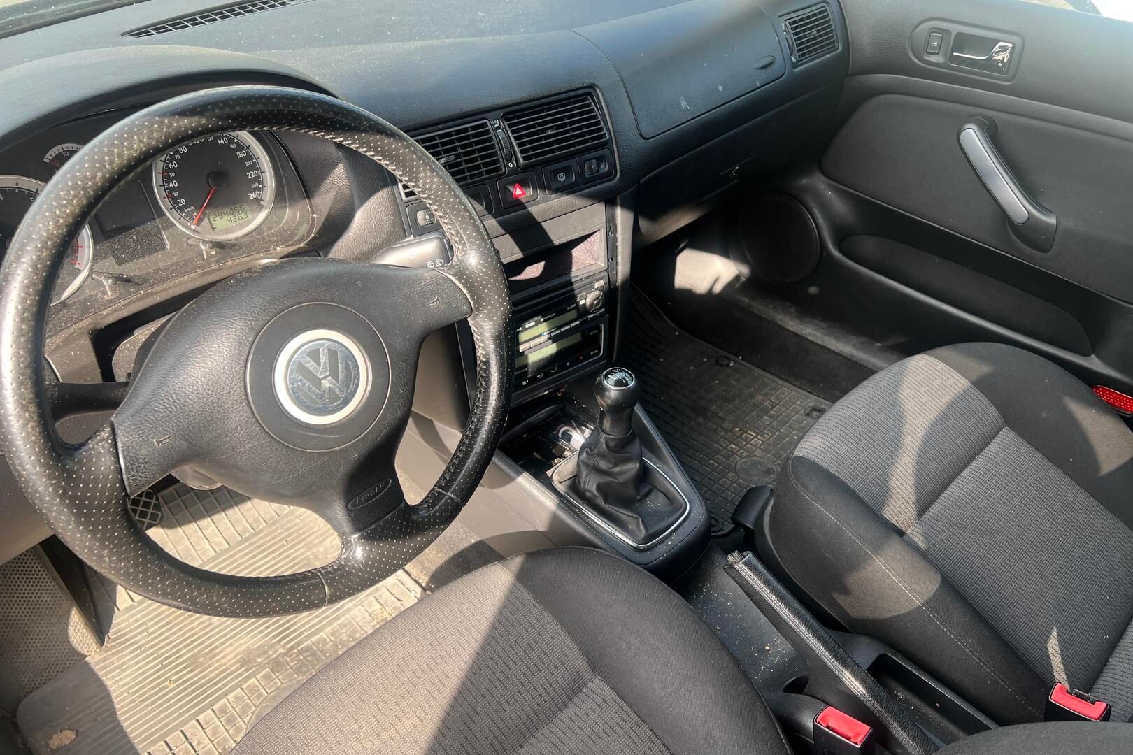 Volkswagen Golf Variant iso kuva 10