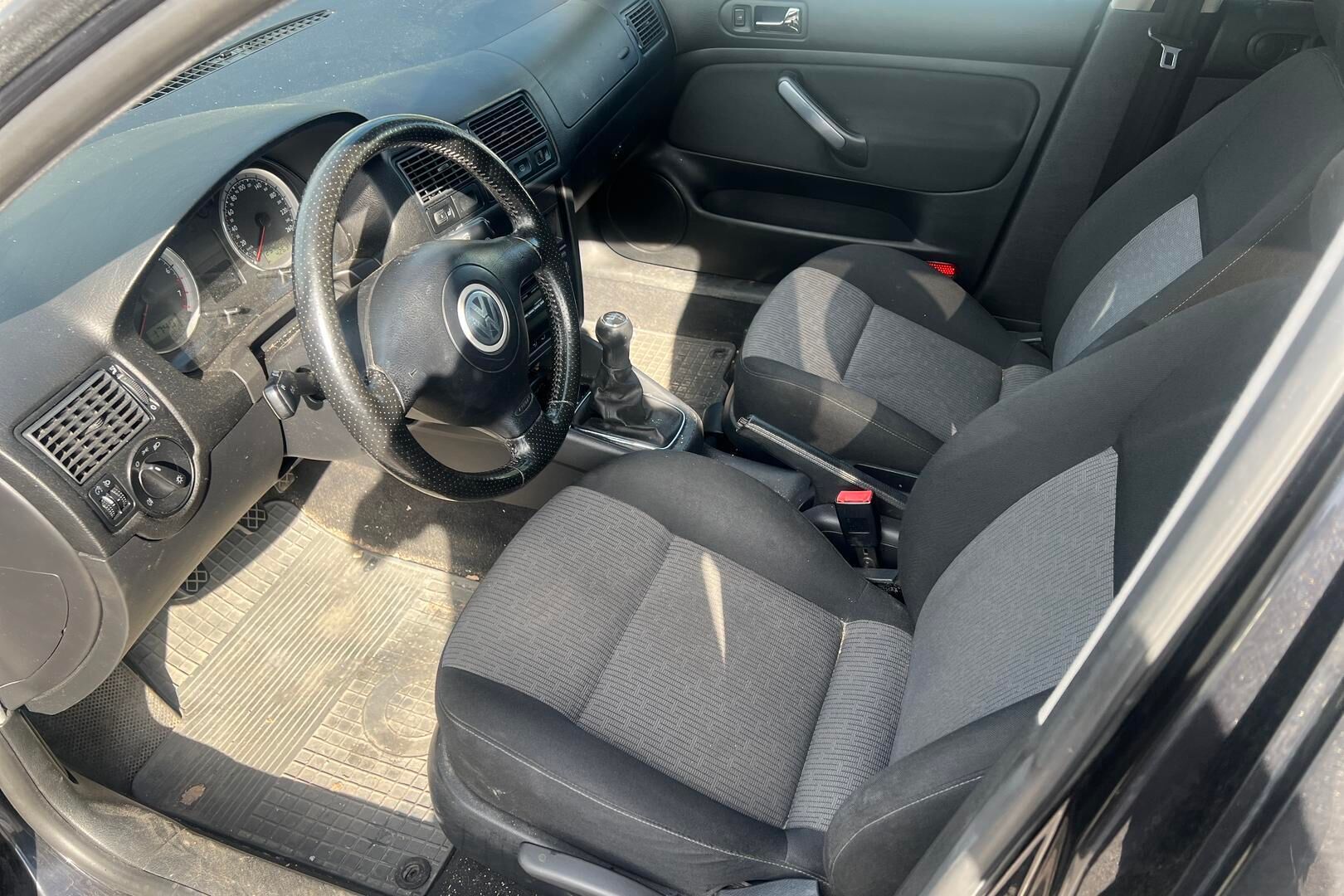 Volkswagen Golf Variant iso kuva 8