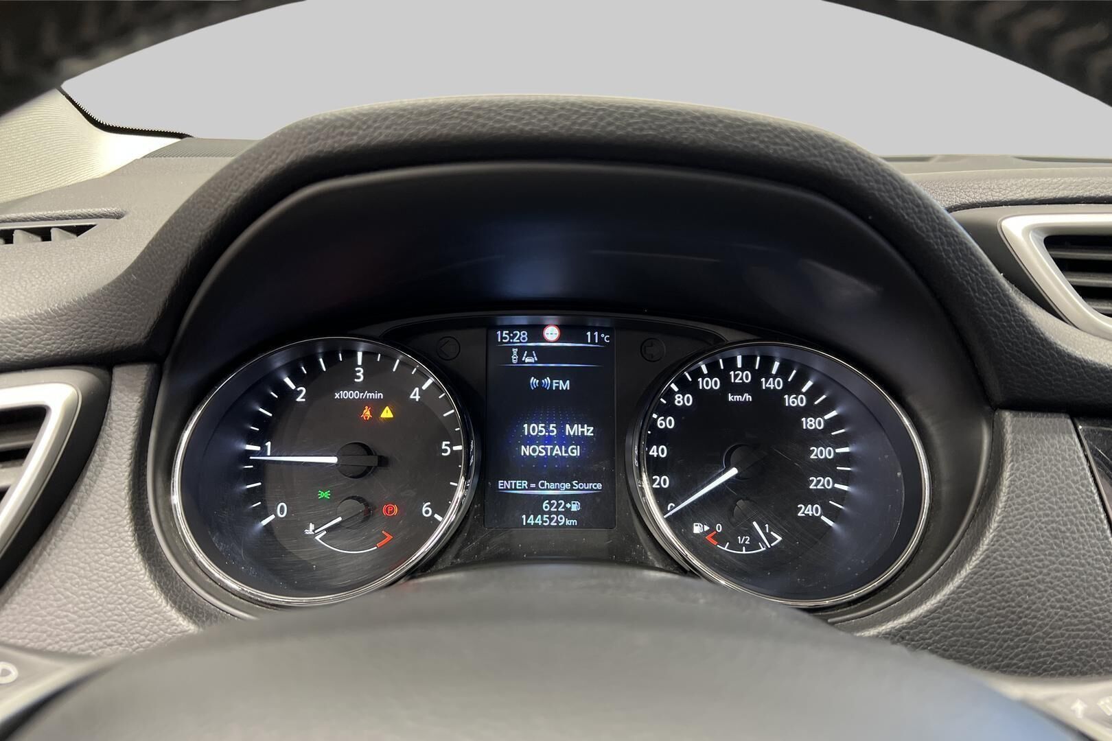 Nissan Qashqai iso kuva 14